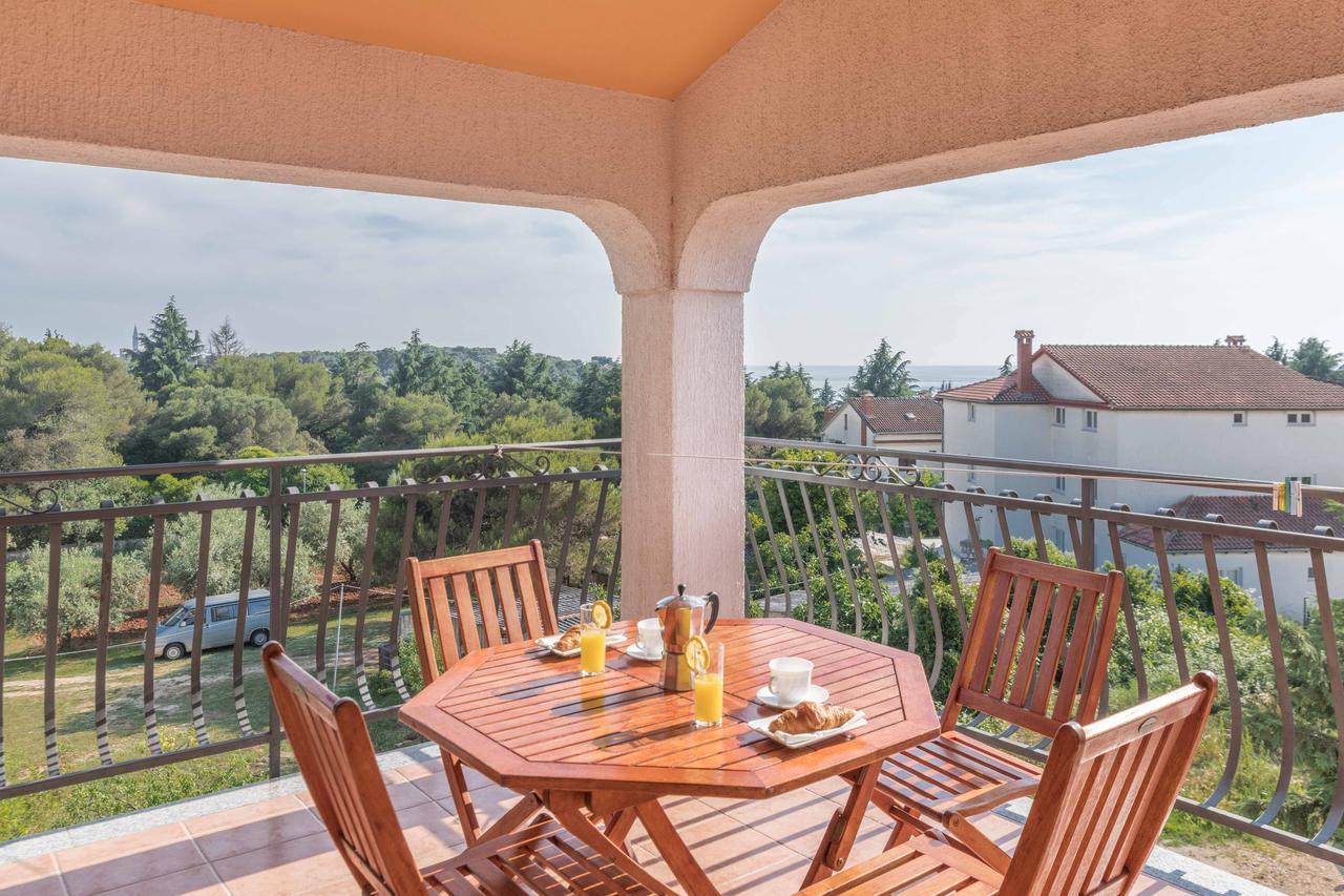 Apartments Villa Tre Marie Ровинь Экстерьер фото
