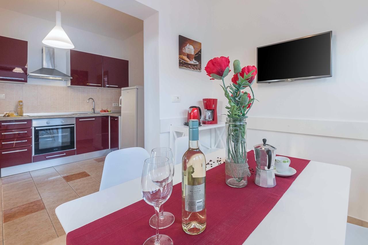 Apartments Villa Tre Marie Ровинь Экстерьер фото