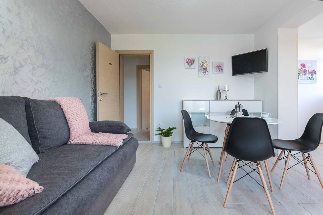 Apartments Villa Tre Marie Ровинь Экстерьер фото