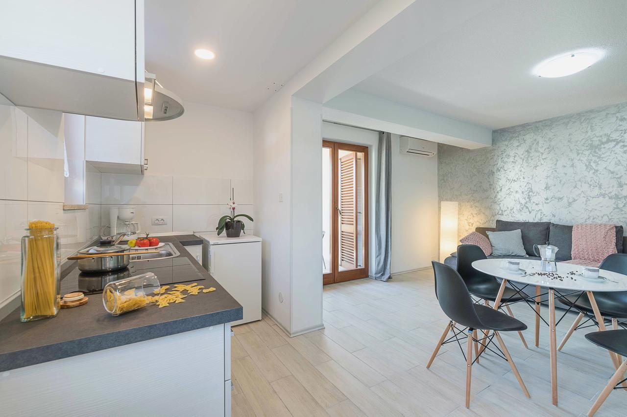 Apartments Villa Tre Marie Ровинь Экстерьер фото