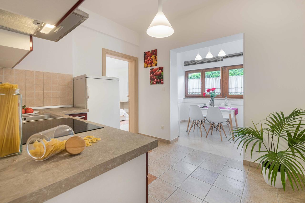 Apartments Villa Tre Marie Ровинь Экстерьер фото