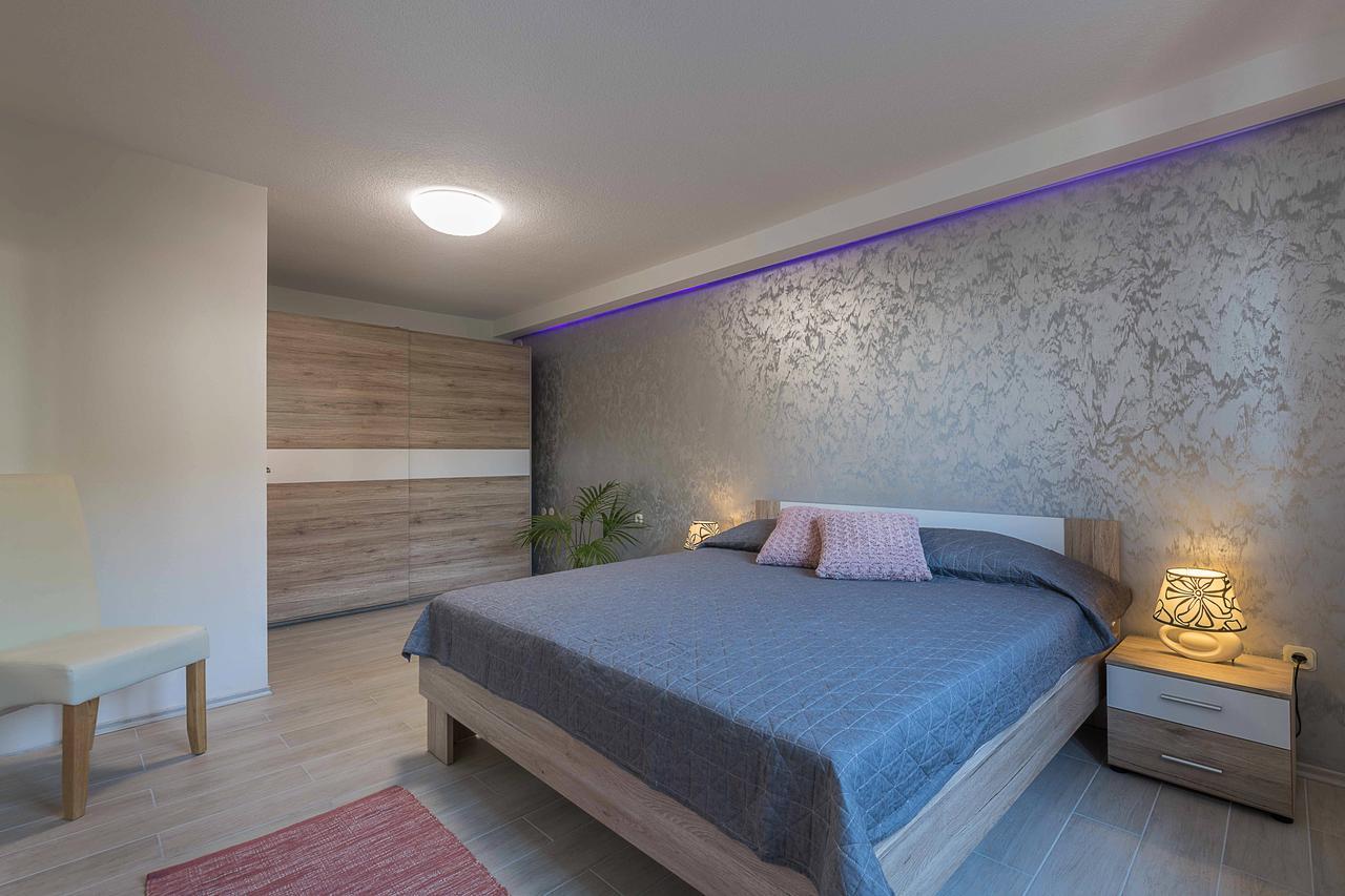 Apartments Villa Tre Marie Ровинь Экстерьер фото