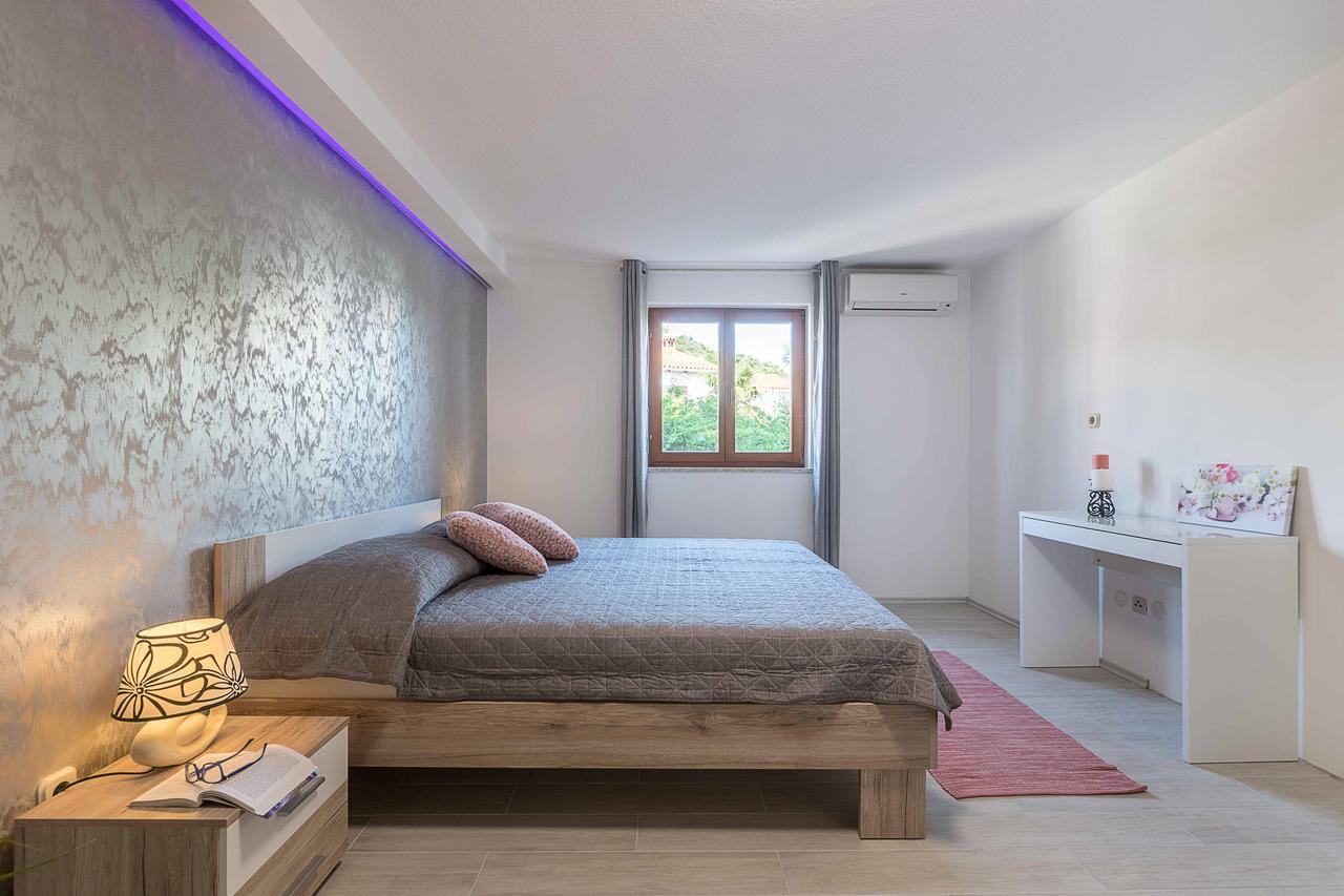 Apartments Villa Tre Marie Ровинь Экстерьер фото