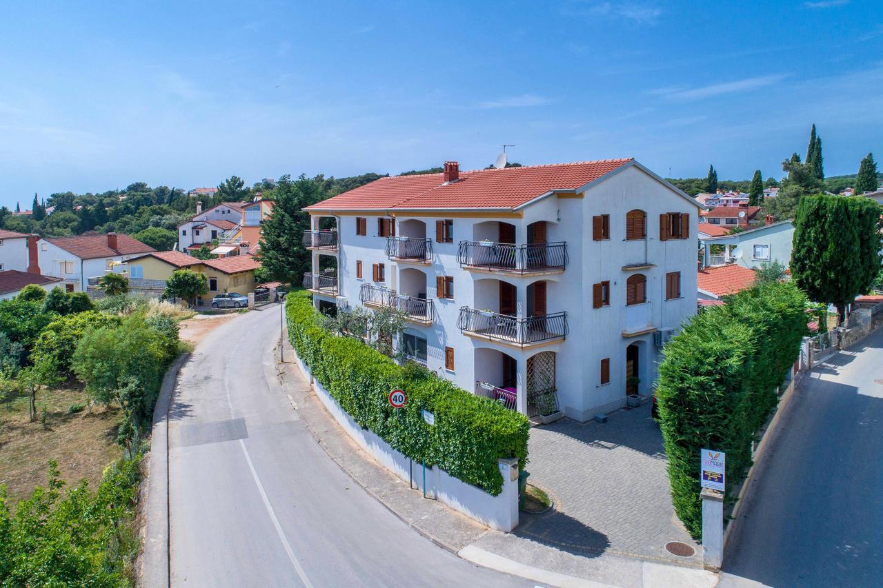 Apartments Villa Tre Marie Ровинь Экстерьер фото